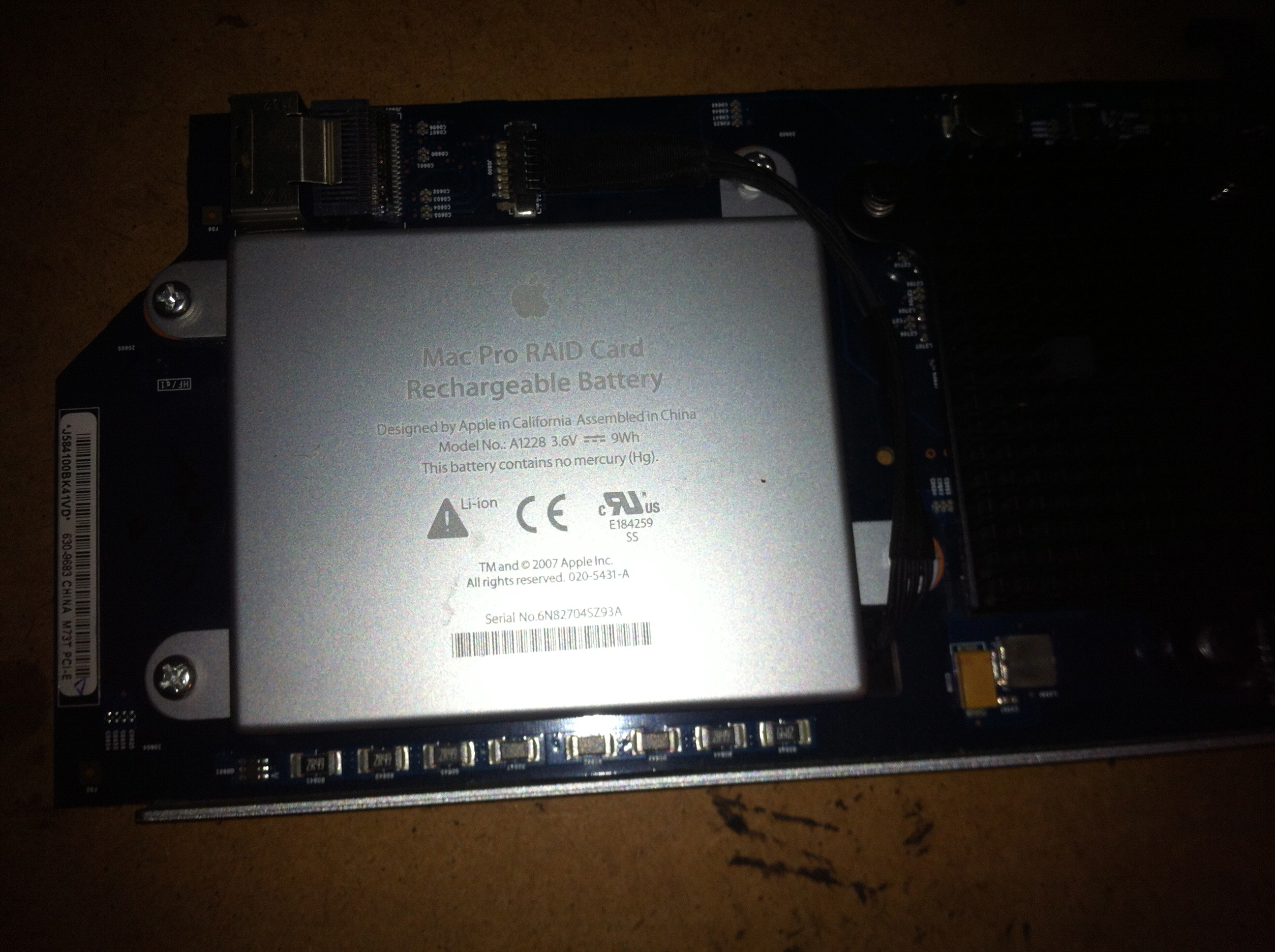 Battery in raid card